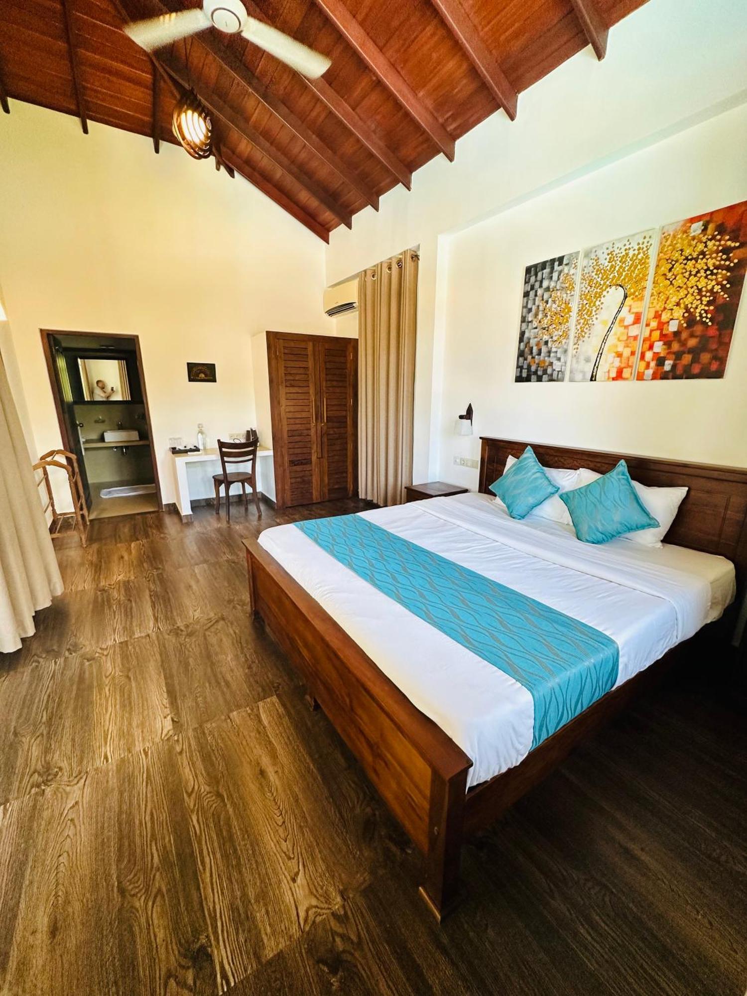 Green Parrot Beach Resort Tangalle Szoba fotó