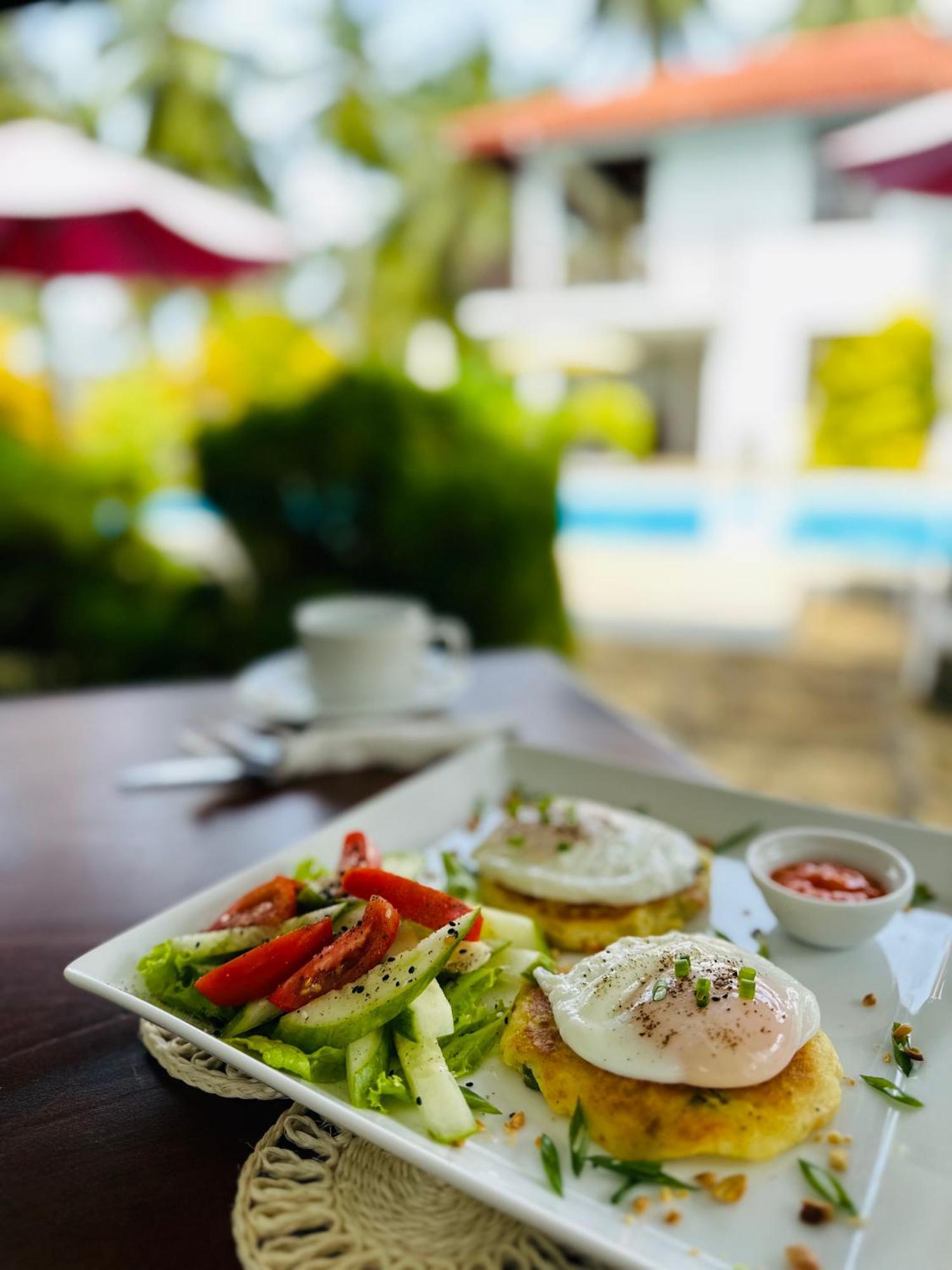 Green Parrot Beach Resort Tangalle Kültér fotó
