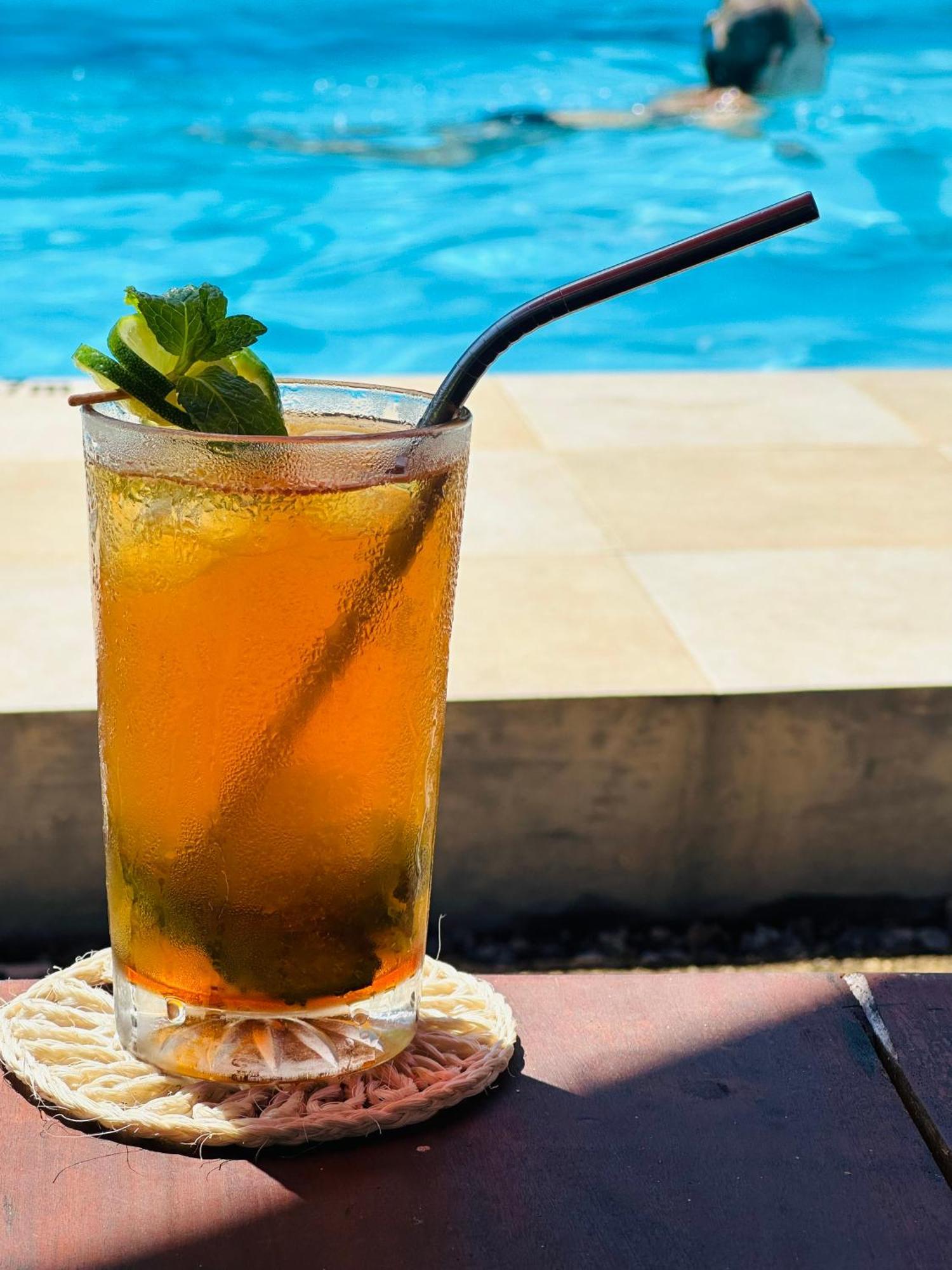 Green Parrot Beach Resort Tangalle Kültér fotó