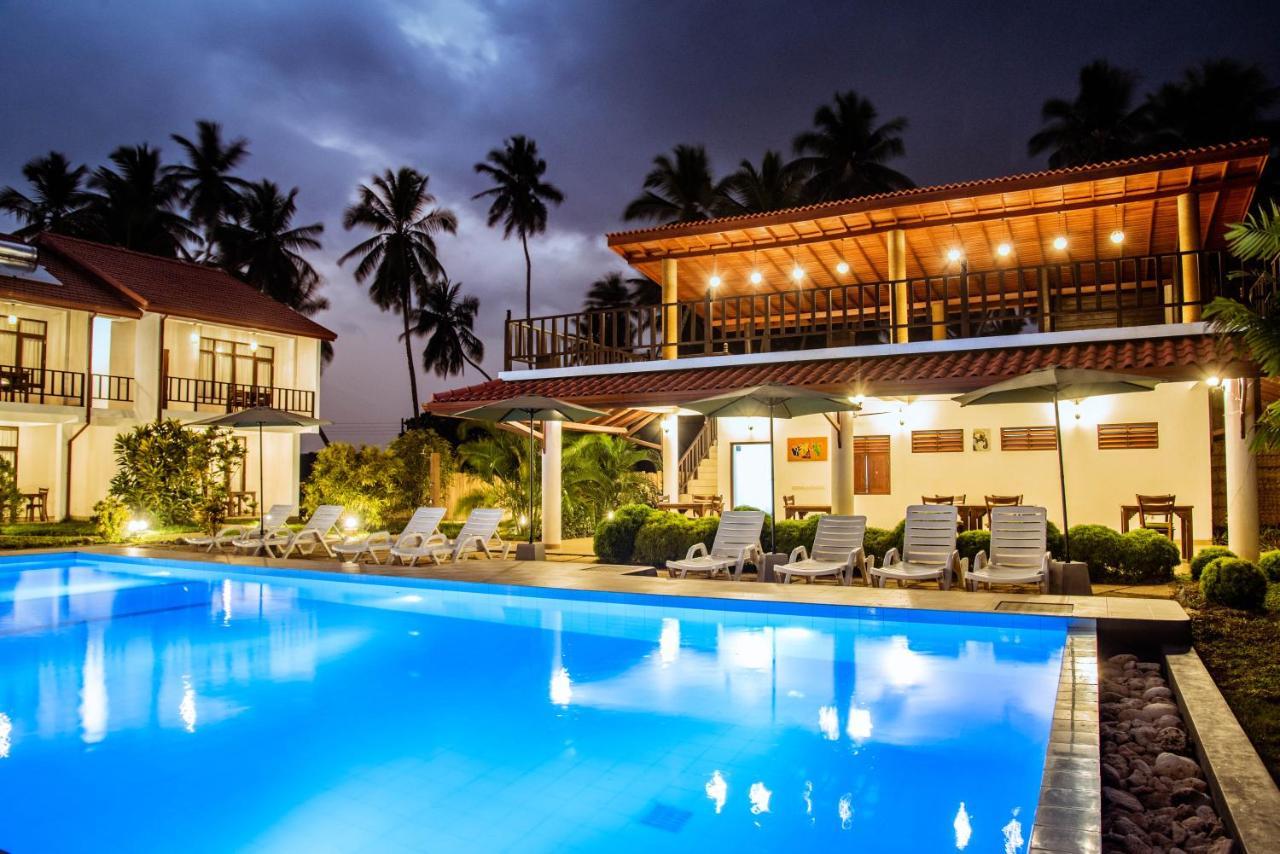 Green Parrot Beach Resort Tangalle Kültér fotó